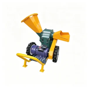 2 flying blade diesel wood chipper processing branches, logs, and wood waste with powerful diesel engine drive for recycling