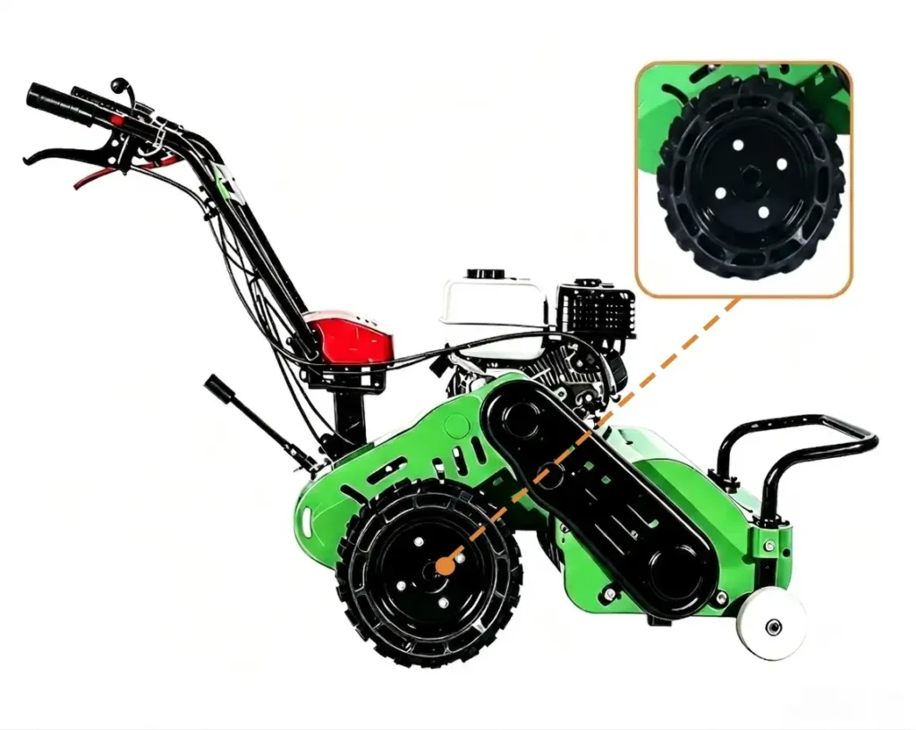 Forced feeding sawdust crusher processing wood chips and biomass materials with automatic feeding system for efficient crushing